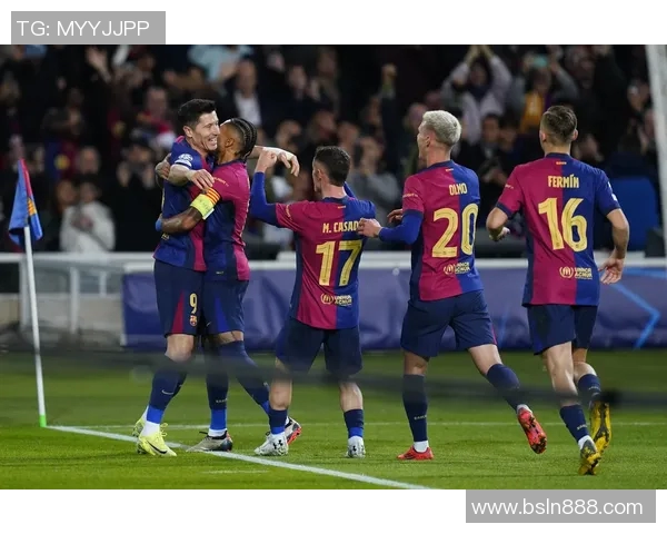 全球足球明星人物全景介绍与精彩生涯回顾 全球足球明星人物全景介绍与精彩生涯回顾