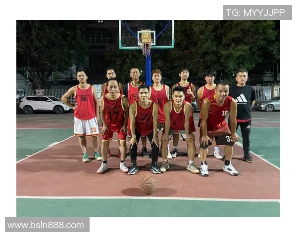 广州篮球队在篮球速度排行榜中荣获第九名展现出强劲实力与潜力 广州篮球队在篮球速度排行榜中荣获第九名展现出强劲实力与潜力